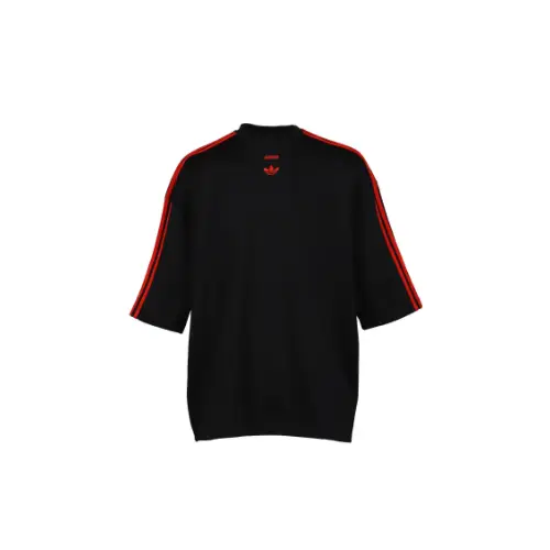 タレントが着用している洋服