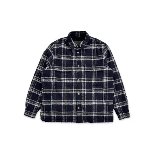 タレントが着用している洋服