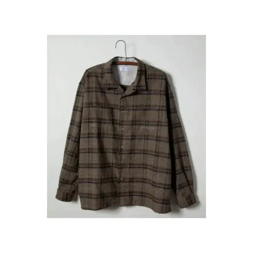 タレントが着用しているアイテムの画像