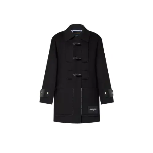 タレントが着用している洋服