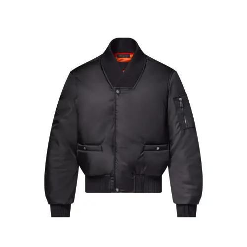 タレントが着用している洋服