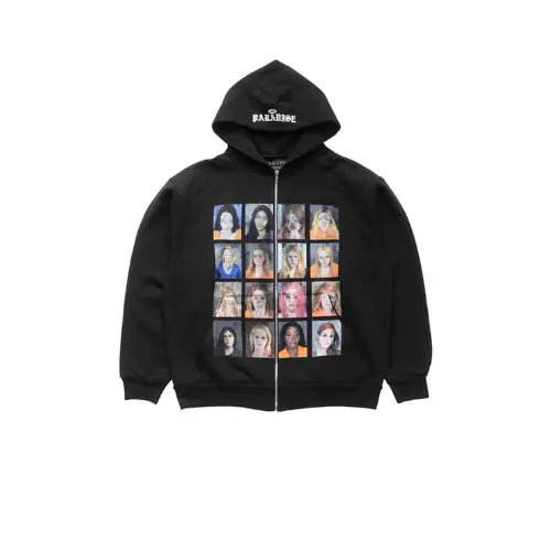 タレントが着用している洋服