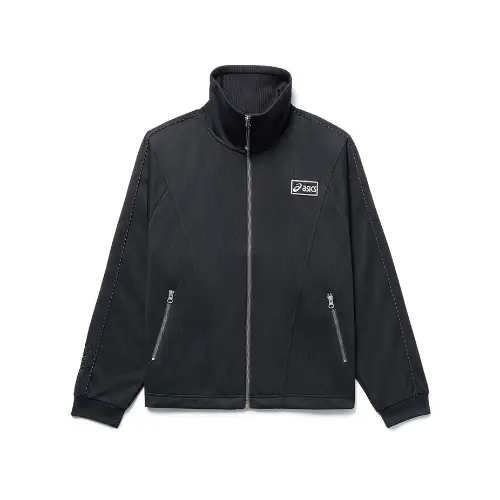 Ayaseが着用しているYOASOBIのジャケット全般