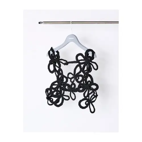 北川景子が着用しているRUMCHEのベスト