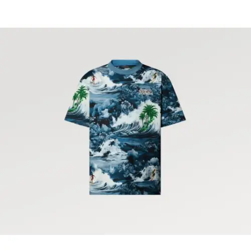 HIKAKINが着用しているLOUIS VUITTONのTシャツ