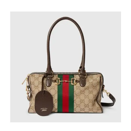 戸田恵梨香が着用しているGUCCIのショルダーバッグ