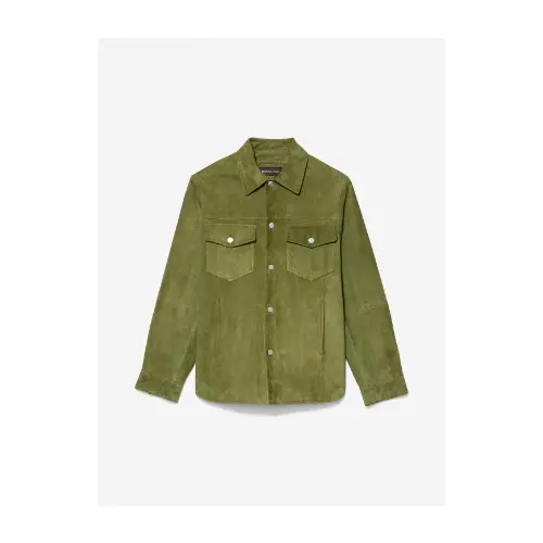 鈴鹿央士が着用しているMICHAEL KORSのシャツ・ブラウス