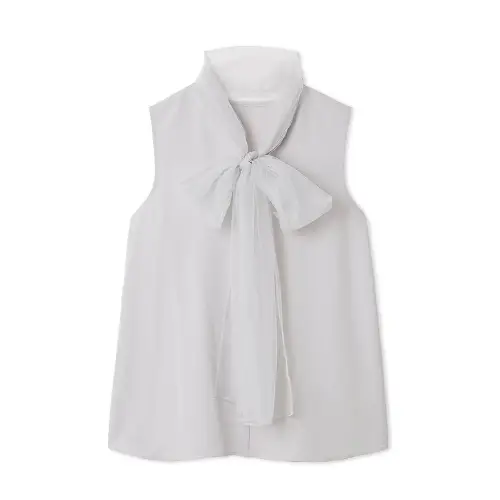 森香澄が着用しているSNIDELのノースリーブ・タンクトップ