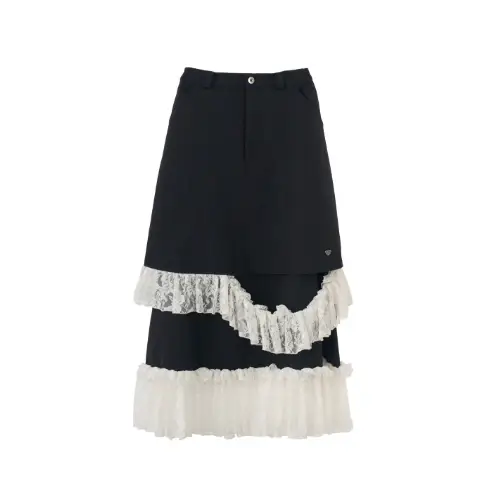 森香澄が着用しているidemのスカート（ロング）