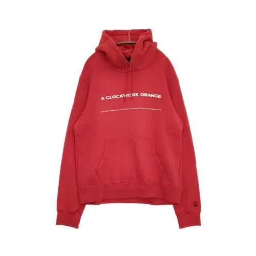 宮世琉弥が着用しているUNDERCOVERのパーカー