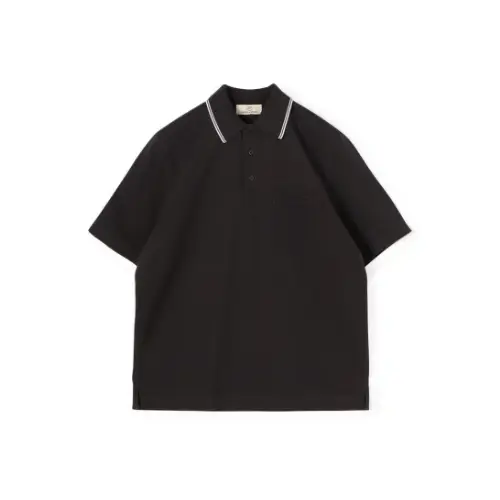 宮世琉弥が着用しているMAISON et VOYAGEのポロシャツ