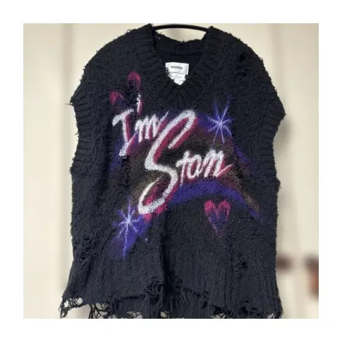 佐藤健が着用しているDoubletのベスト