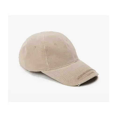 佐久間大介が着用しているAlexander Wangのキャップ