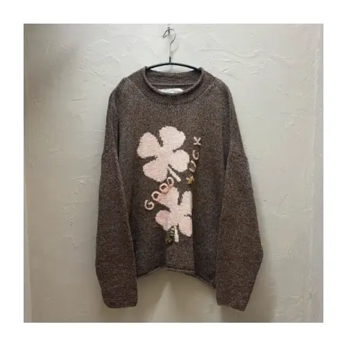 永瀬廉が着用しているstory mfg.のニット