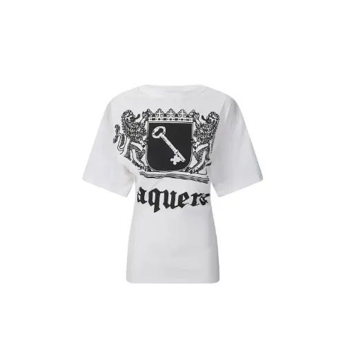 JISOOが着用しているVAQUERAのTシャツ