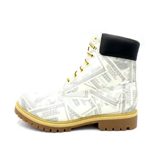 岩田剛典が着用しているSupremeのブーツ