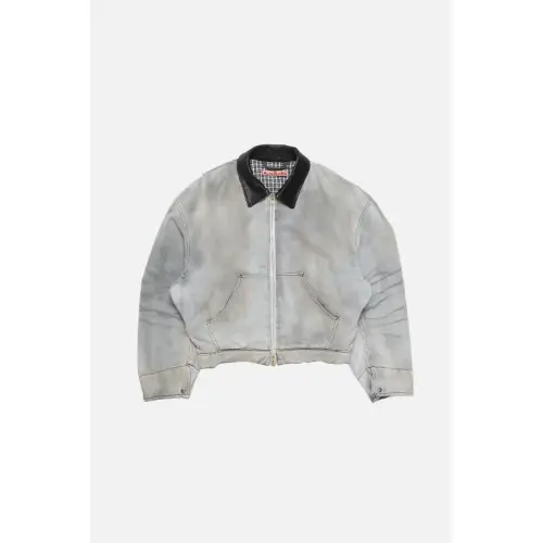 MANATOが着用しているAcne Studiosのデニムジャケット