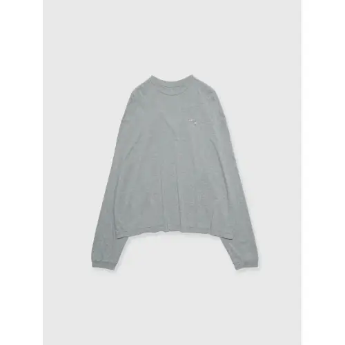 本田翼が着用しているJOSE MOONのスウェット