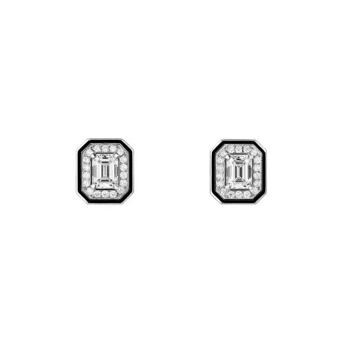 ミナが着用しているBoucheronのピアス