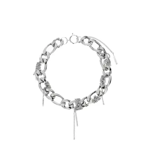 MOMOKAが着用しているJustine Clenquetのネックレス