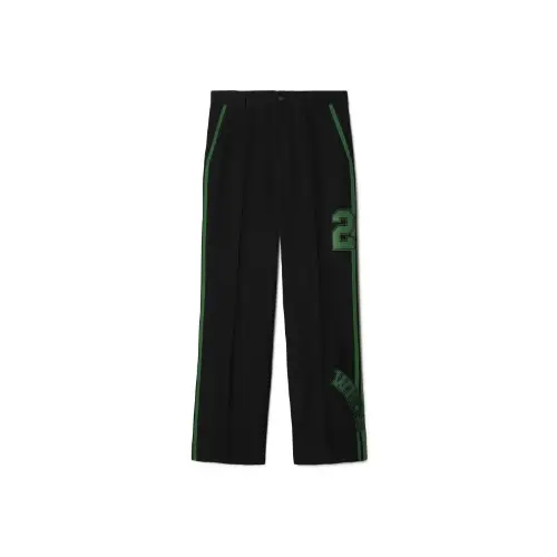 リノが着用しているOff-Whiteのパンツ（ロング）