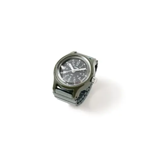 みゆが着用しているTimexのリング