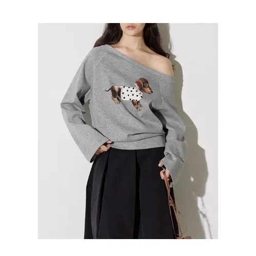 山之内すずが着用しているFano StudiosのロンT