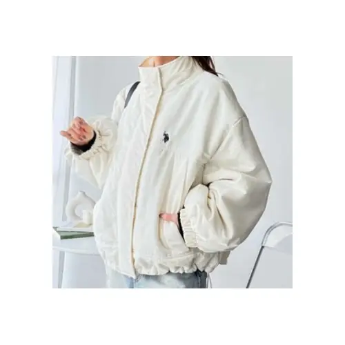 エアが着用しているU.S. POLO ASSN.のダウンジャケット