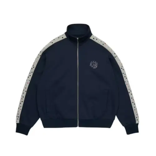 やまとが着用しているDENIM TEARSのジャケット全般