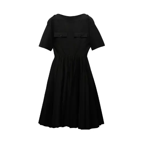 綾瀬はるかが着用しているPRADAのワンピース・ドレス