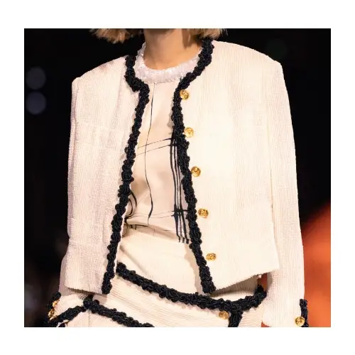 G-DRAGONが着用しているCHANELのジャケット全般