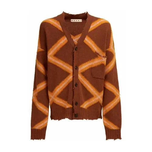 藤澤涼架が着用しているMARNIのカーディガン