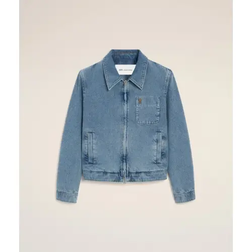 阿部亮平が着用しているAMI Parisのデニムジャケット