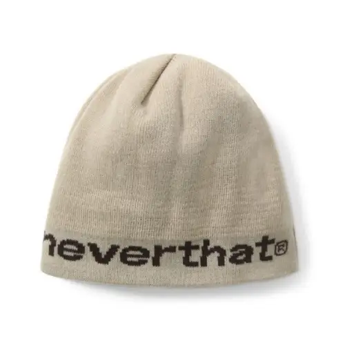 AyumuImazuが着用しているthisisneverthatのニット帽