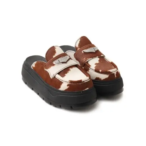 しばゆーが着用しているJordanのサンダル