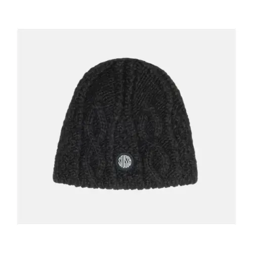 ハンが着用しているStussyのニット帽