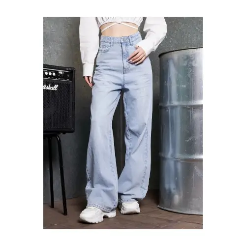 浅見めいが着用しているDarichのパンツ（ロング）