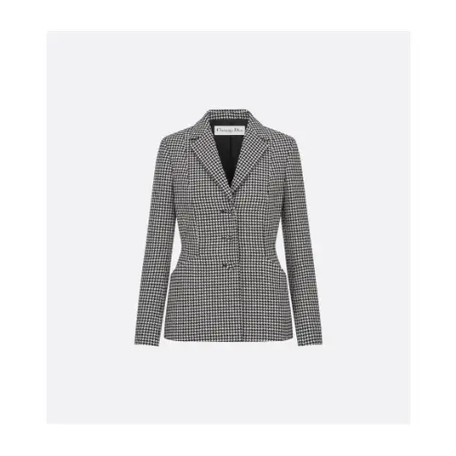 アイナ・ジ・エンドが着用しているDIORのジャケット全般