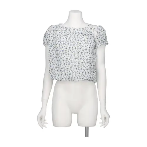 KOHARUが着用しているpillingsのシャツ・ブラウス