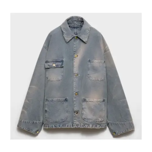 星野源が着用しているDIORのデニムジャケット