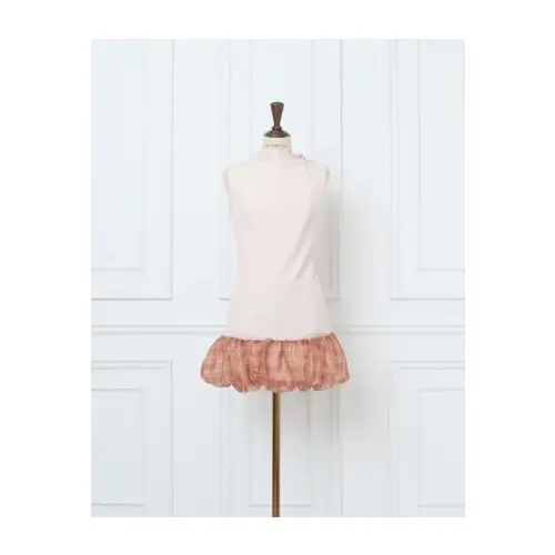 三上悠亜が着用しているMISTREASSのワンピース・ドレス