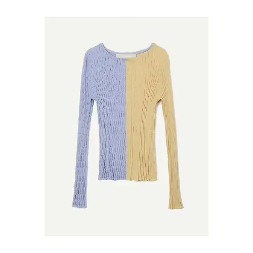 有村架純が着用しているleinwandeのニット