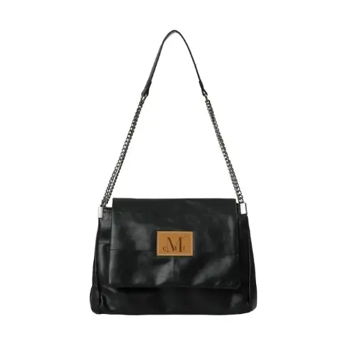 本田望結が着用しているMUCENTのショルダーバッグ