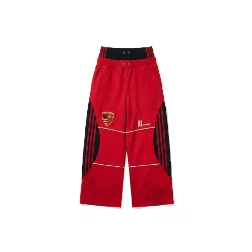 YURIが着用しているFourth3exのパンツ（ロング）