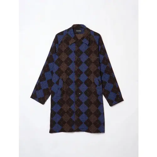 深澤辰哉が着用しているYUKI HASHIMOTOのロングコート