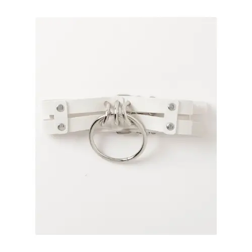 MAHINAが着用しているNOVESSELのネックレス