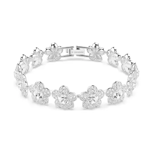 チェウォンが着用しているSWAROVSKIのブレスレット