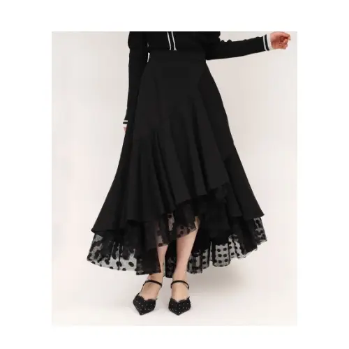 与田祐希が着用しているROYAL PARTYのスカート（ロング）