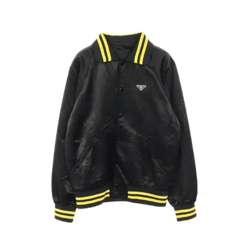 はじめしゃちょーが着用しているPRADAのジャケット全般