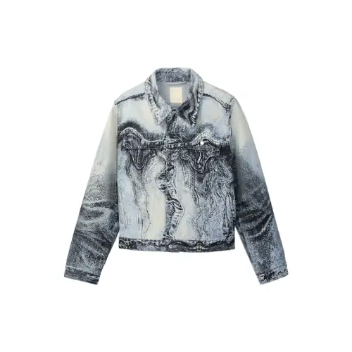 佐藤勝利が着用しているCAMPERLABのデニムジャケット